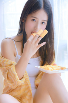 hitomi在线观看
